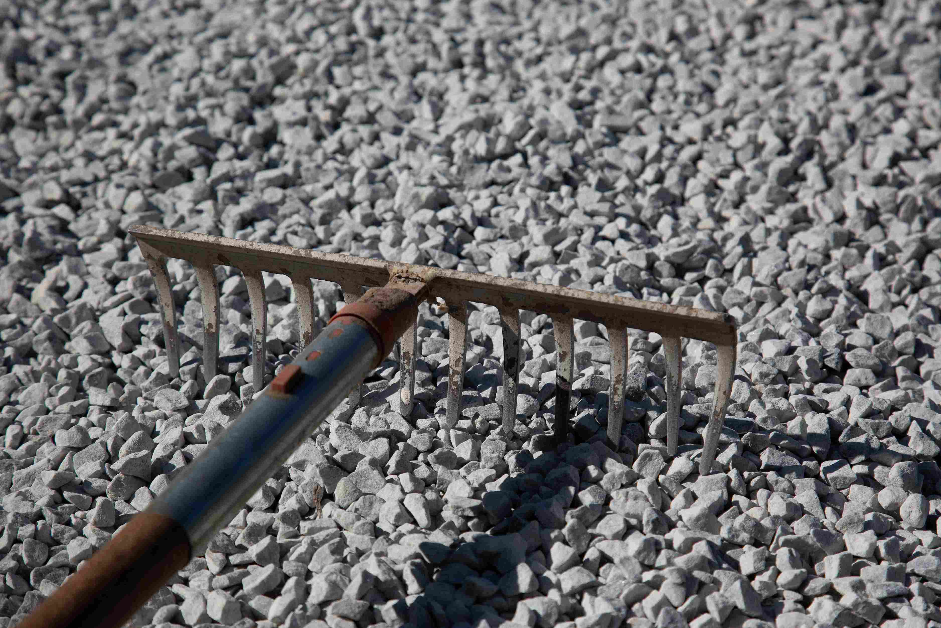 grind aanleggen harken