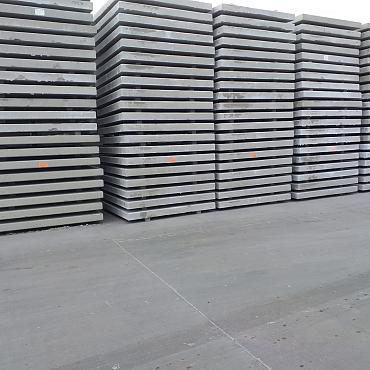 Nieuwe betonplaten 200x200x14, B-keus, zonder hoeklijn