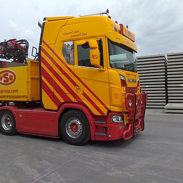 Nieuwe betonplaten 200x200x14, B-keus, zonder hoeklijn