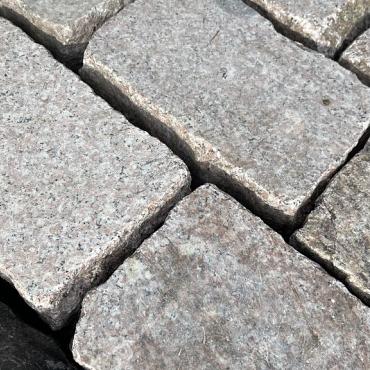 "Dongen" Graniet keien gezaagd