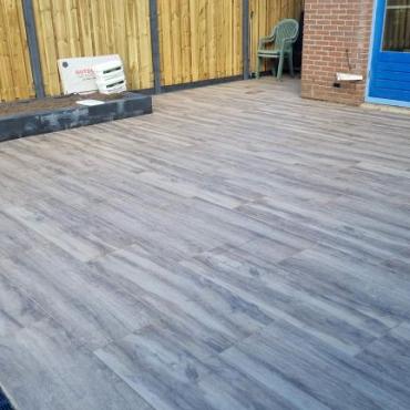 Keramische Fliese „Madera tobacco“ 120x40x3