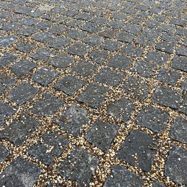Dunkler portugiesischer Granit