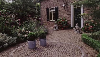 Gebakken klinkers oud