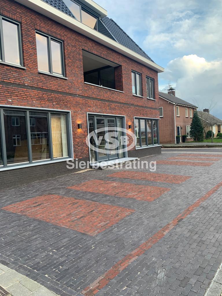 df britt i.c.m. df margriet 1