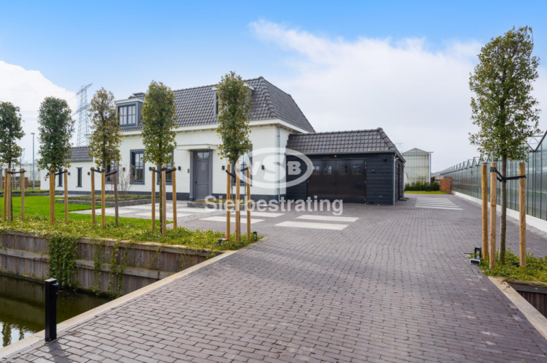 df michelle i.c.m. schellevis tegels grijs 2 wm 1024x681